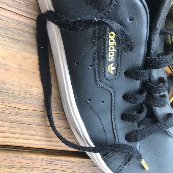 Adidas Shoes - Picture 4 of 7